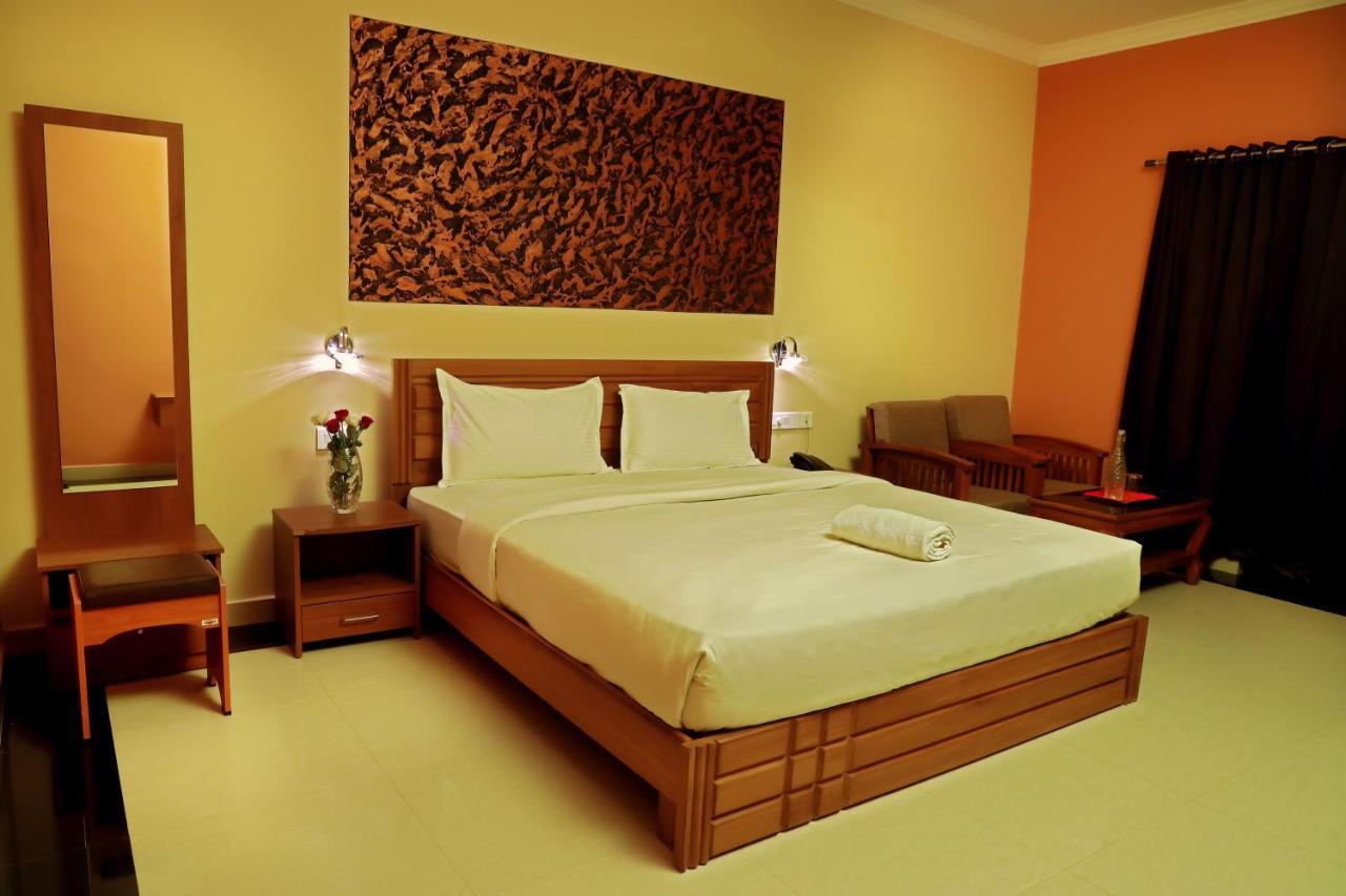 Tranquil Greens Ramakkalmedu Exterior photo